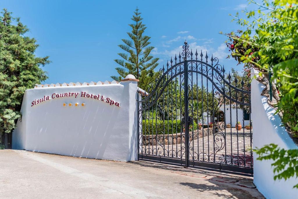 Sisula Country Hotel & Spa Orosei Exterior photo